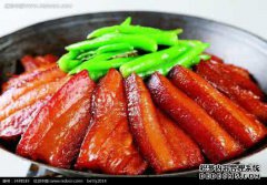 古風古韻讓壇宗剁椒魚頭錦上添花
